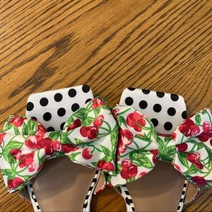 Betsey Johnson Cherry Bow sandals 8.5